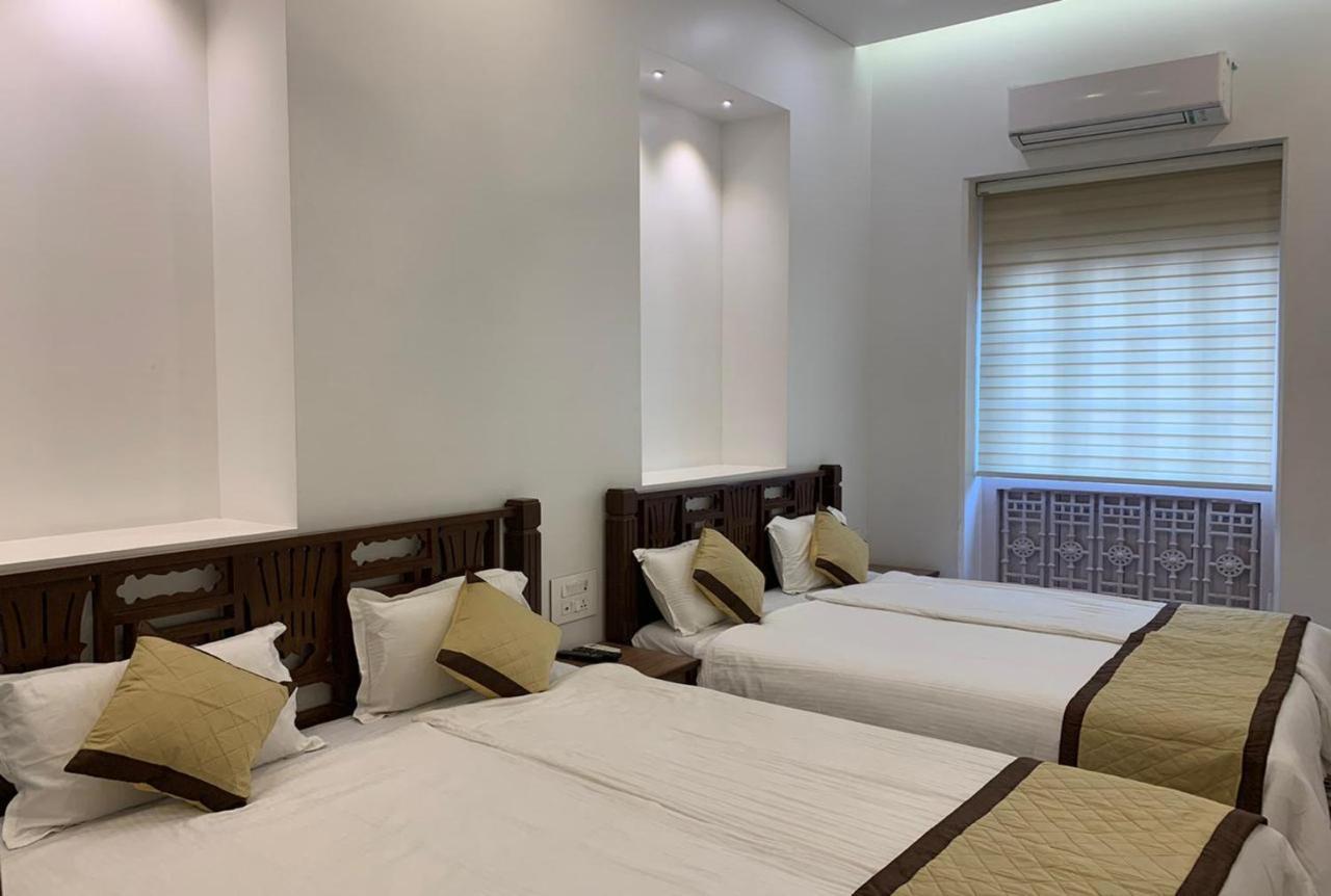 Carlton Hotel Mumbai - Behind Taj Mahal Palace Colaba Mumbai Luaran gambar